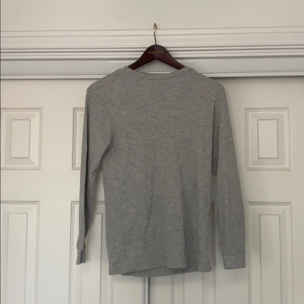 Boys Old Navy long sleeve shirt. Large. Grey color